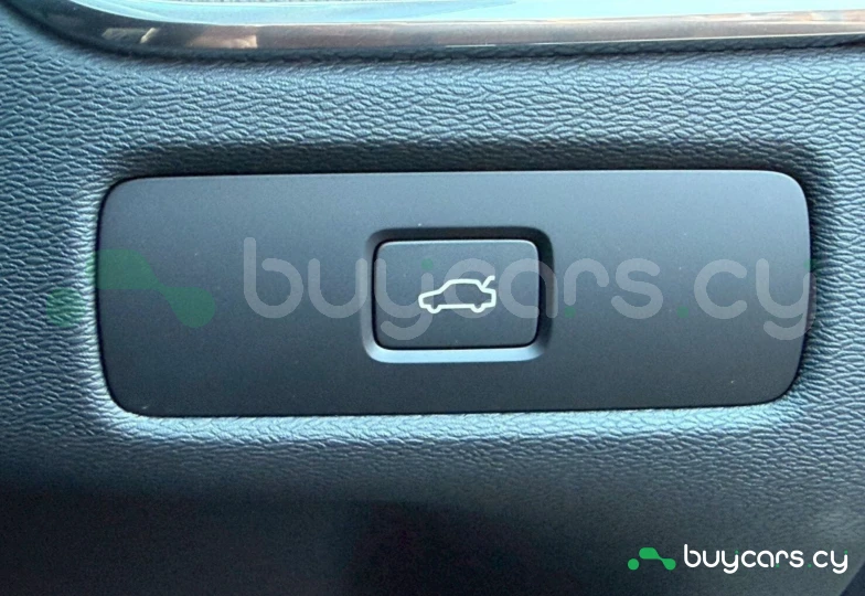 Volvo XC60 Серый