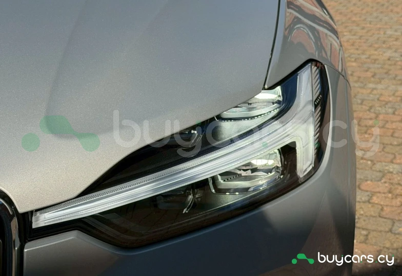 Volvo XC60 Серый