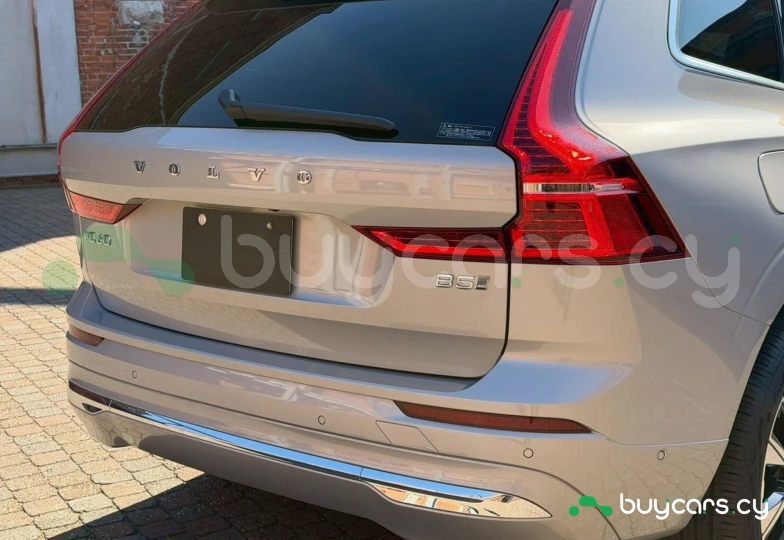 Volvo XC60 Серый