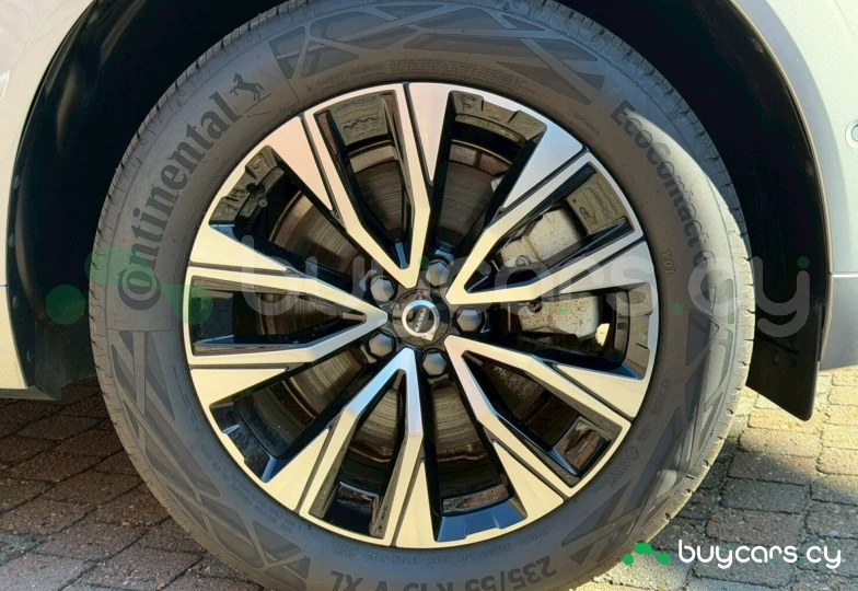 Volvo XC60 Серый