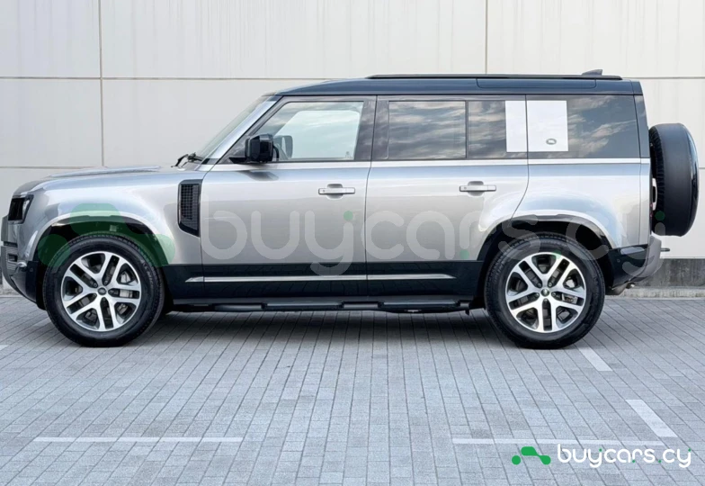 Land Rover Defender Grey