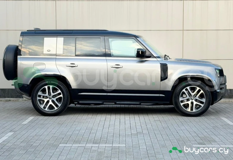 Land Rover Defender Grey