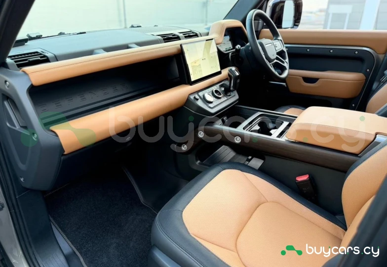 Land Rover Defender Grey