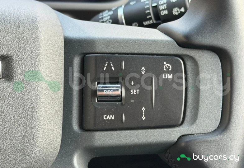 Land Rover Defender Grey