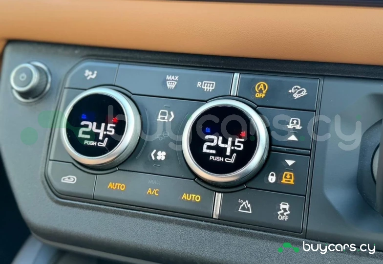 Land Rover Defender Grey