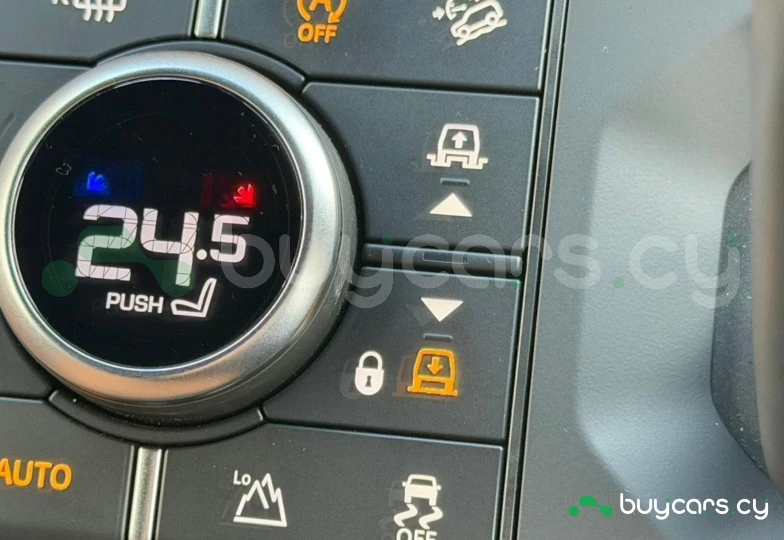 Land Rover Defender Grey