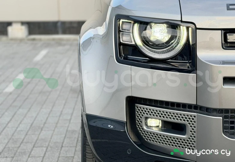 Land Rover Defender Grey