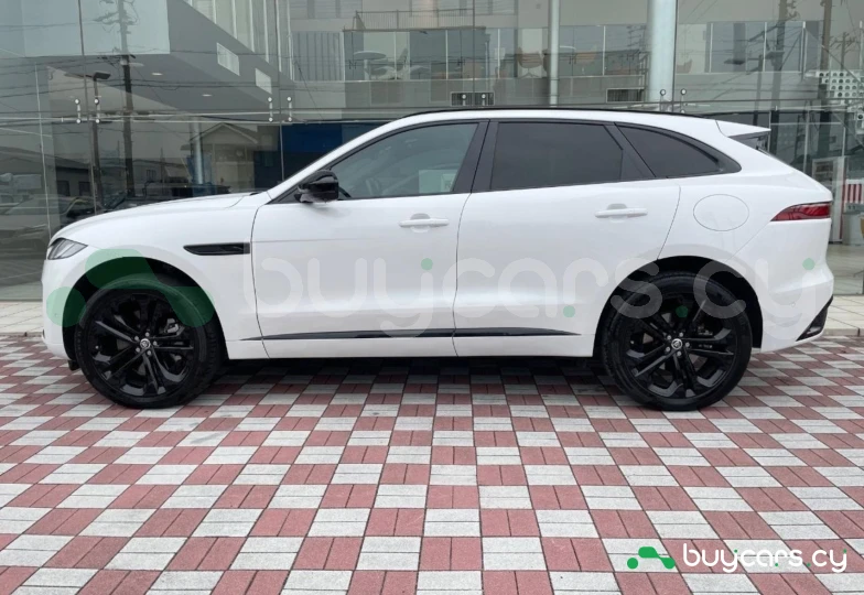 Jaguar F-Pace White