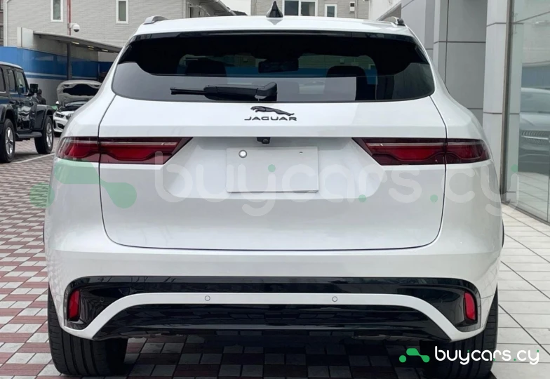 Jaguar F-Pace White