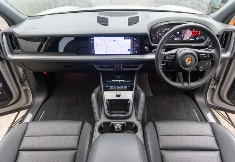 Porsche Cayenne White