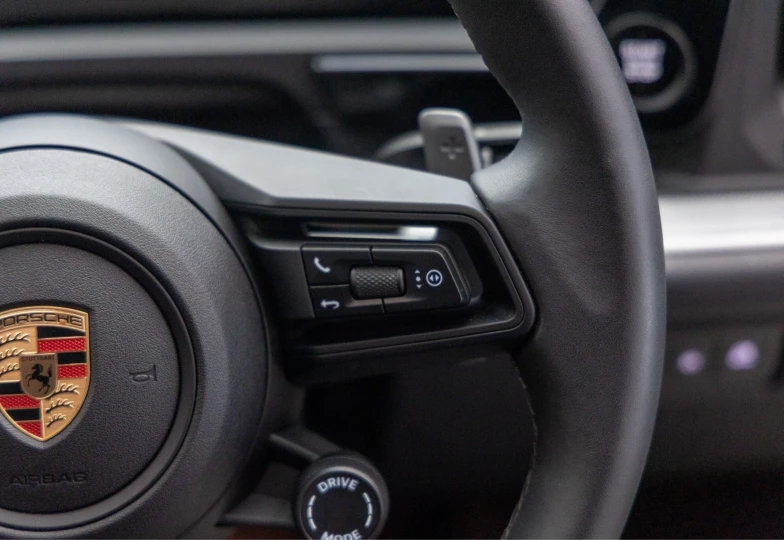 Porsche Cayenne White