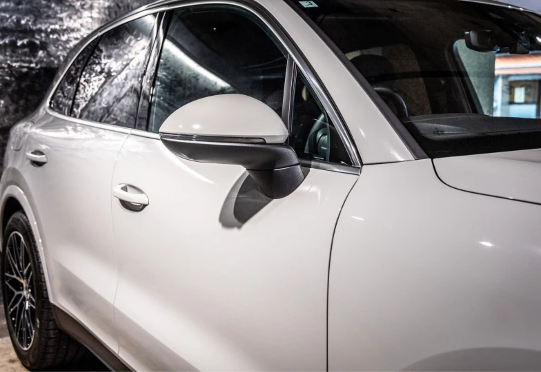 Porsche Cayenne White