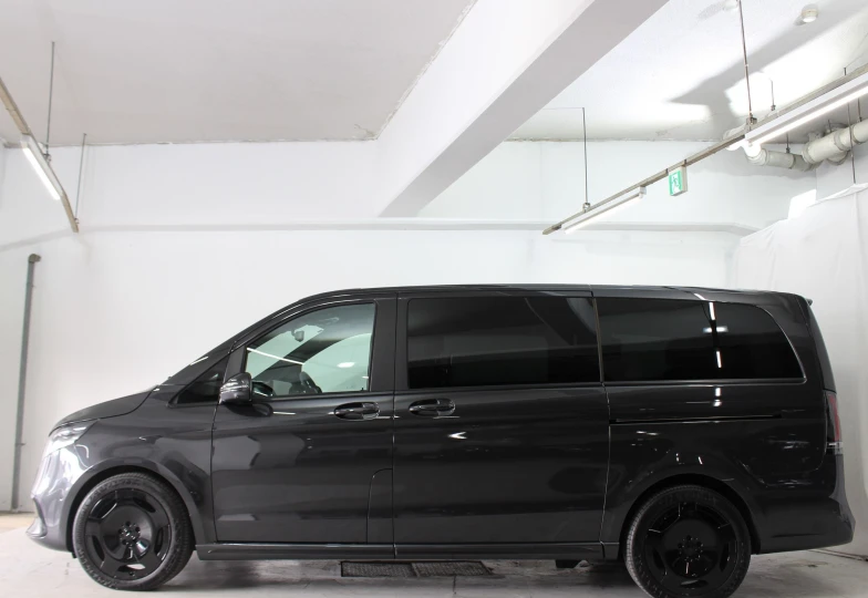 Mercedes V-class Black