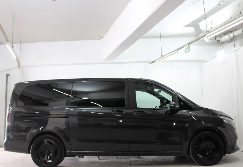 Mercedes V-class Black