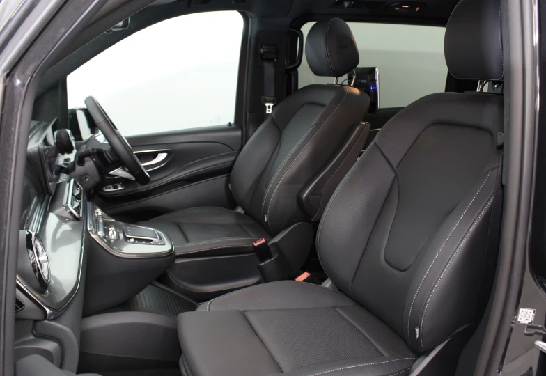 Mercedes V-class Black