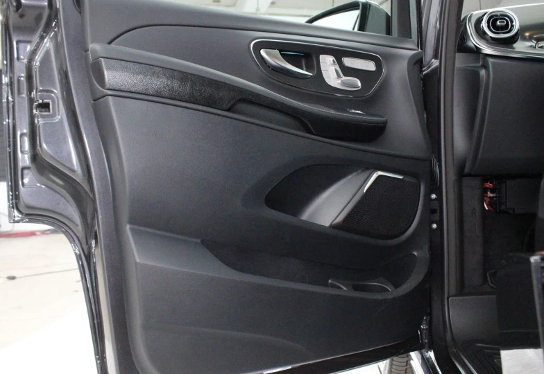 Mercedes V-class Black