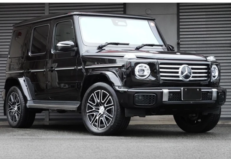 Mercedes G-class Black