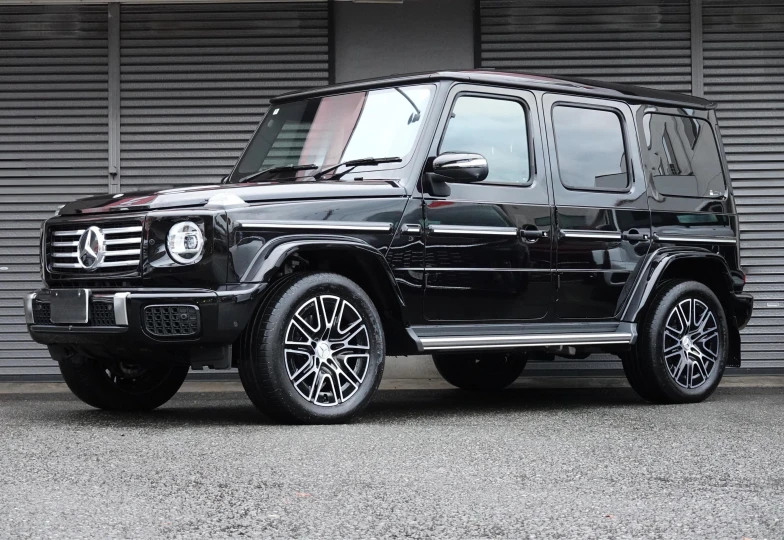 Mercedes G-class Black