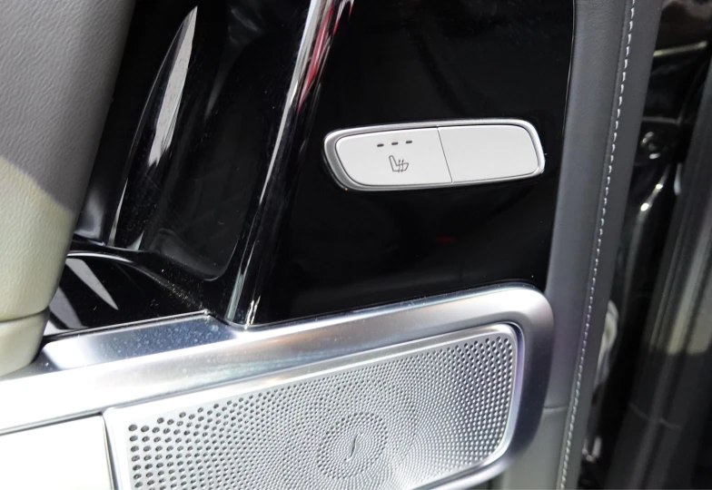 Mercedes G-class Black