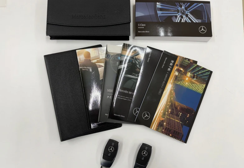 Mercedes G-class Black