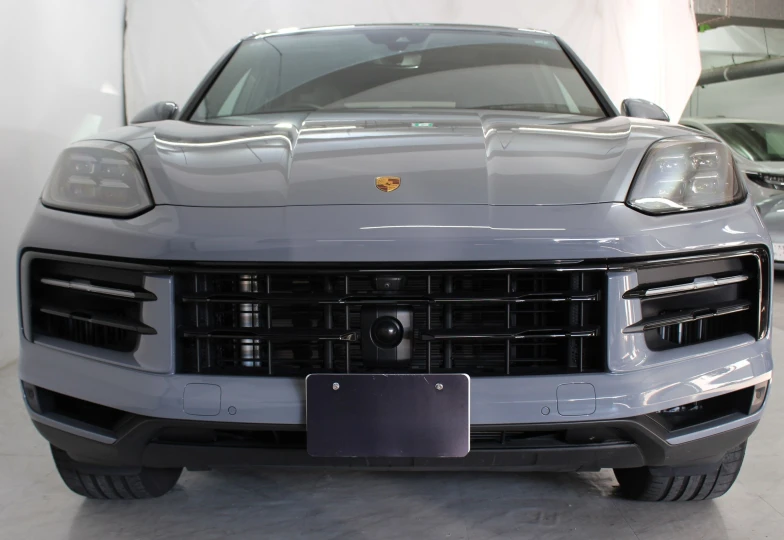 Porsche Cayenne Blue