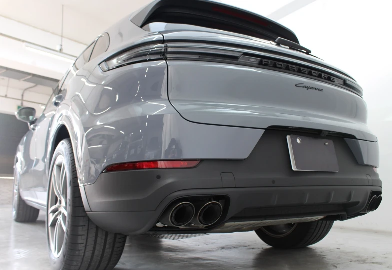 Porsche Cayenne Blue