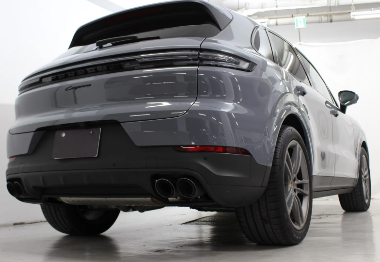 Porsche Cayenne Blue