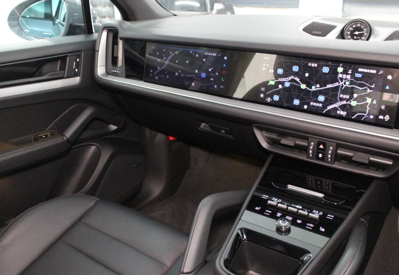 Porsche Cayenne Blue