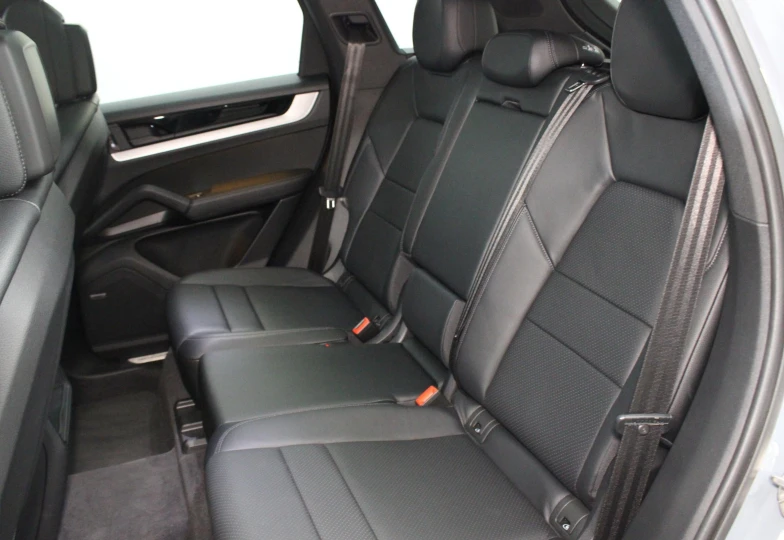 Porsche Cayenne Blue