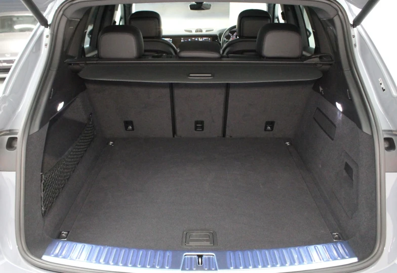 Porsche Cayenne Blue