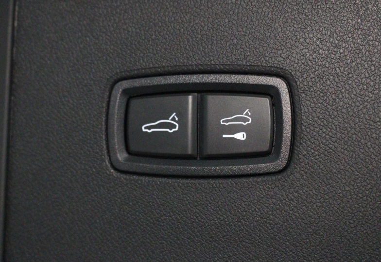 Porsche Cayenne Blue