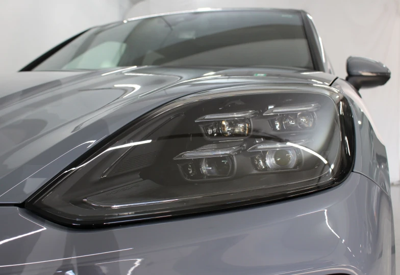 Porsche Cayenne Blue