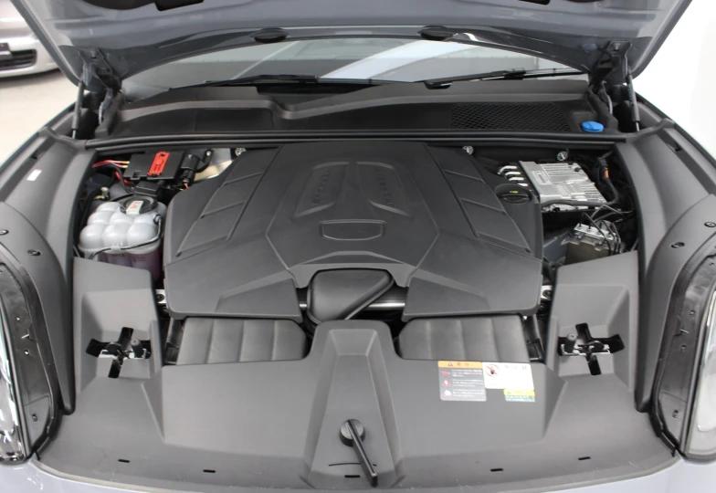 Porsche Cayenne Blue