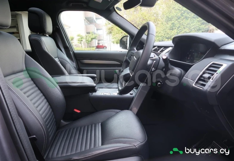 Land Rover Discovery Grey