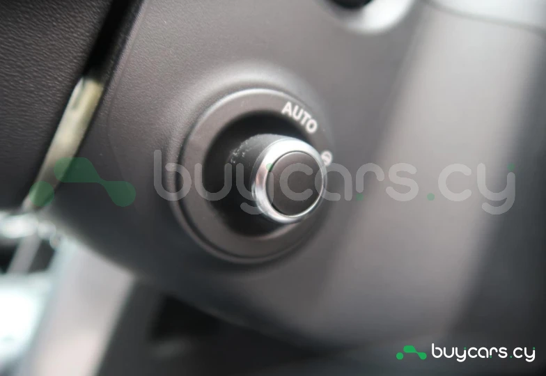 Land Rover Discovery Grey