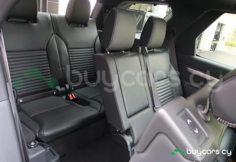 Land Rover Discovery Grey