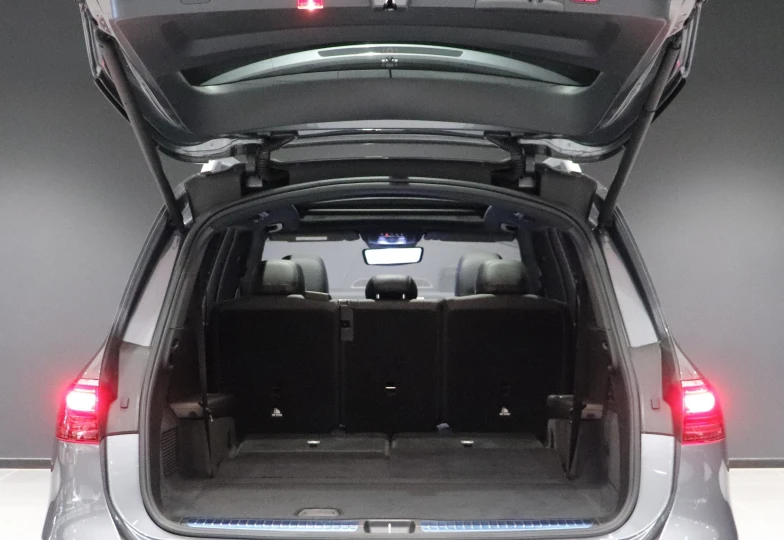 Mercedes GLS-class Grey