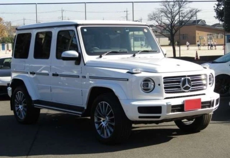 Mercedes G-class White
