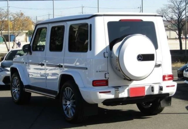 Mercedes G-class White
