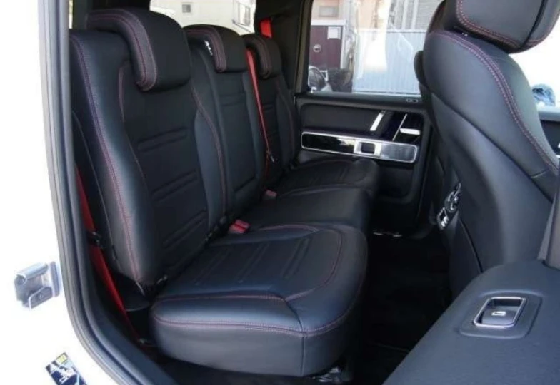 Mercedes G-class White