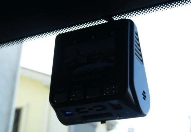 Mercedes G-class White