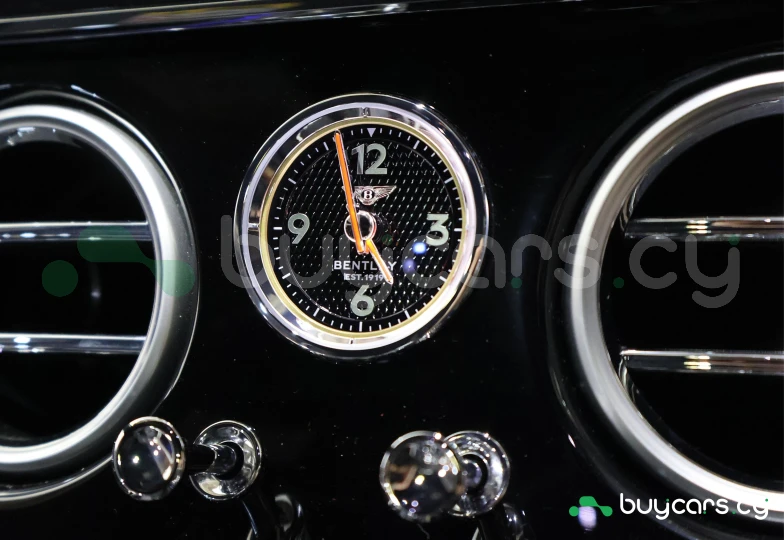 Bentley Continental GT Белый