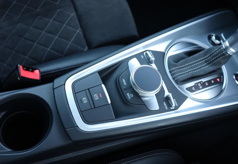 Audi TT 40 TFSI S Line Package, 2023 - 9