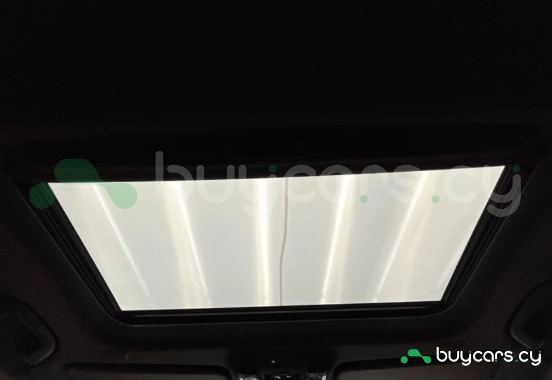 Toyota Land Cruiser White