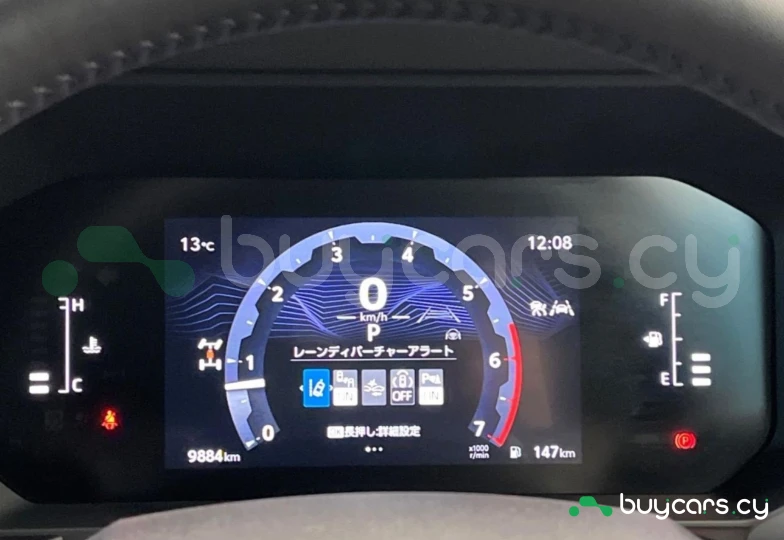 Toyota Land Cruiser White