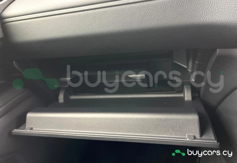 Toyota Land Cruiser White