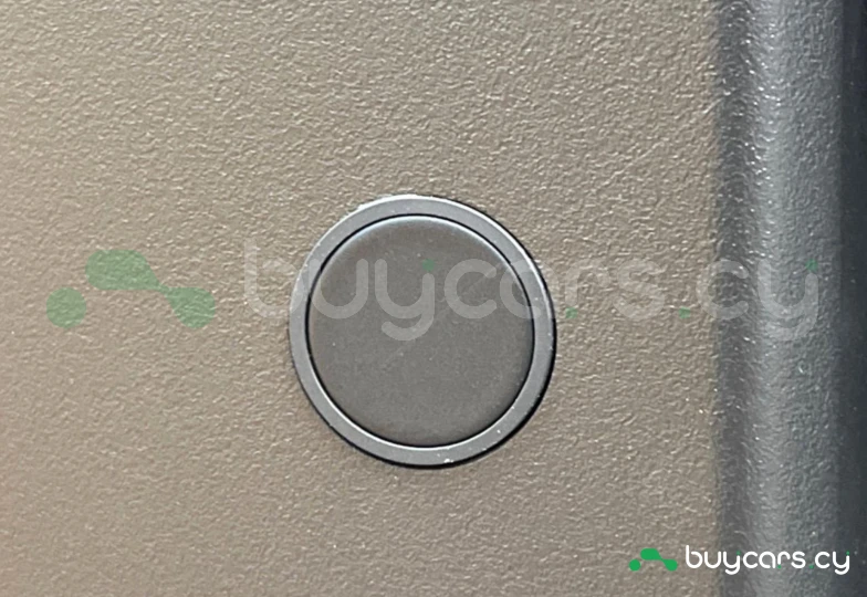 Toyota Land Cruiser White