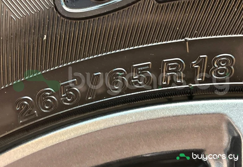 Toyota Land Cruiser White