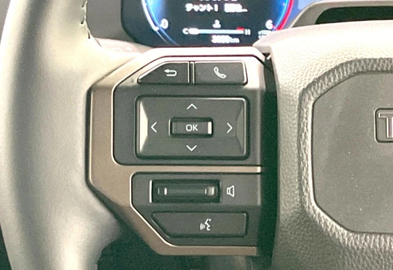 Toyota Land Cruiser Black