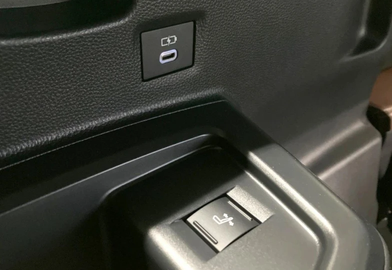 Toyota Land Cruiser Black